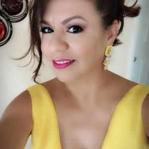 Meet your Posher, Lucy